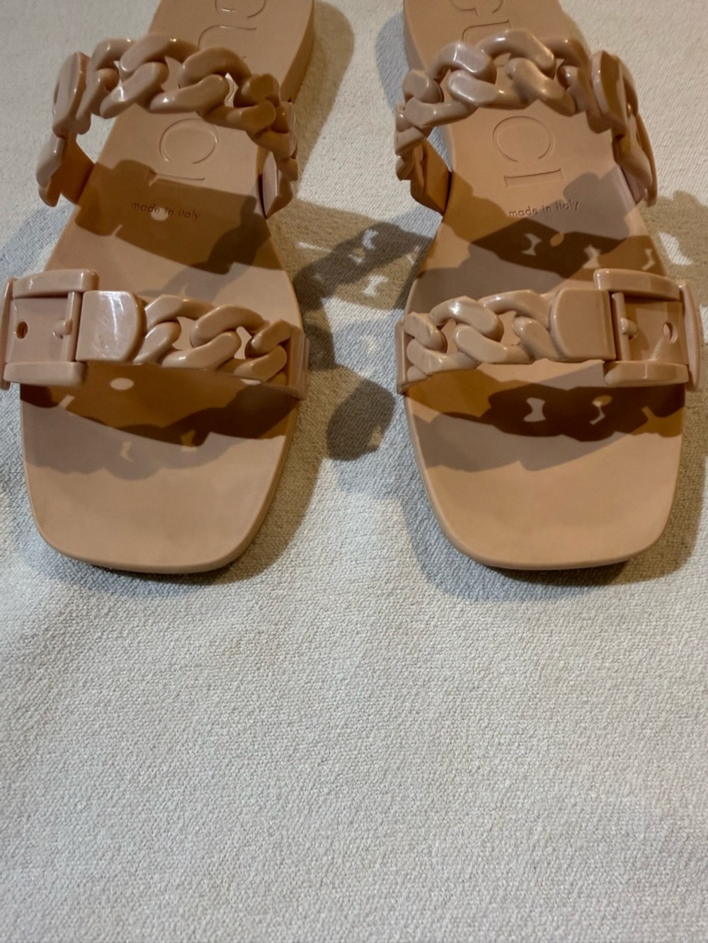 Gucci Beige Chain-Link Buckle Slide Sandals - Picture 7 of 16